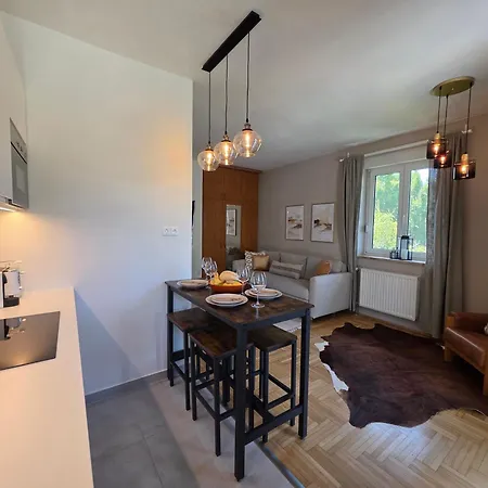Grand Terrace With Ac & Heating Apartment