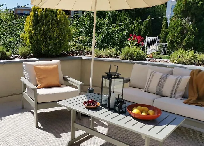 Grand Terrace With Ac & Heating